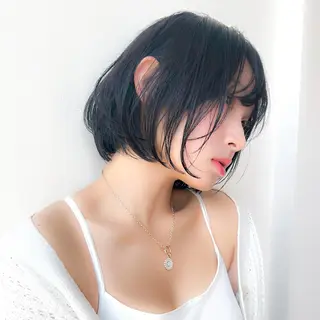 ショート カラー たぴ。ぱつっとボブ /暖色艶カラー🍒のヘアスタイル