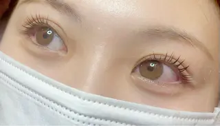 マツエク・マツパ 安藤 まりのヘアスタイル