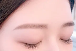 アイブロウ 加藤 愛美のマツエク・マツパデザイン