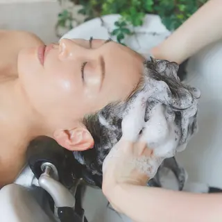 関谷 航太のヘアスタイル