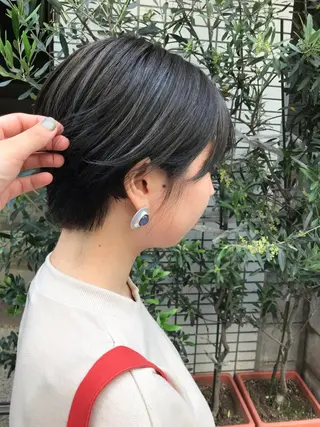 ショート カラー 🫧透明感カラー/ ボブ/小笠原汐海🪽のヘアスタイル