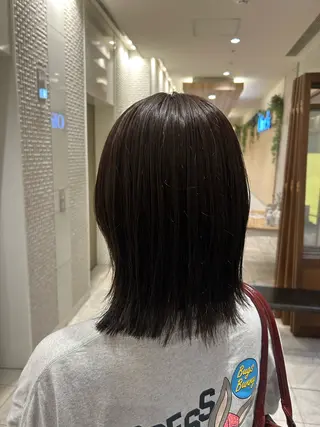 ミディアム ここな Un amiのヘアスタイル