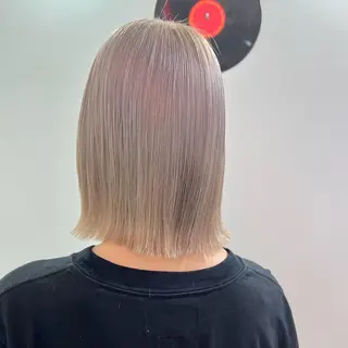 ショート カラー ヘアアレンジ 🧨ブリーチー×ボブ レイヤー💎じゅえるのヘアスタイル