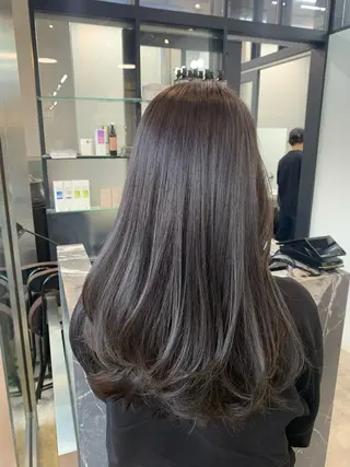 ロング カラー 韓国レイヤー✨ yasuko銀座のヘアスタイル