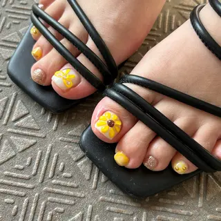 ネイル 《カメレオン》 西田美輝のヘアスタイル