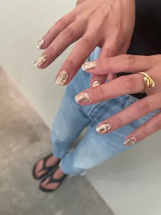 ネイル SALON VILLAGE AOYAMA 2nd.所属・NAKAMURA HARUKAのネイルデザイン