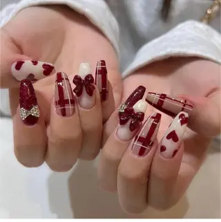 ネイル Lily Lily のネイルデザイン