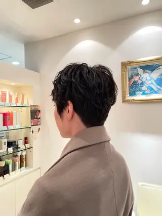 パーマ メンズ レナークアリア 梅津美憂のヘアスタイル