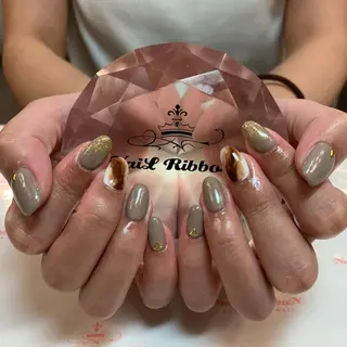 ネイル ネイルリボン 受付スタッフのネイルデザイン