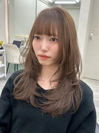 セミロング カラー ヘアアレンジ fumika🎀 ベージュのヘアスタイル