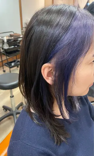 ミディアム カラー chill out 甲斐千尋のヘアスタイル