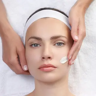 SALON Belluce【ベルーチェ】所属・中村 萌々のエステ・リラクイメージ