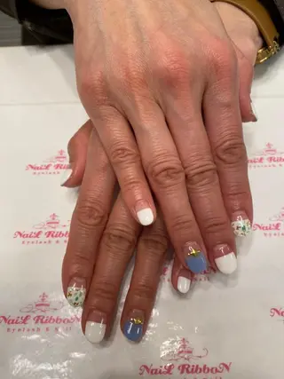 ネイル ネイルリボン 受付スタッフのネイルデザイン