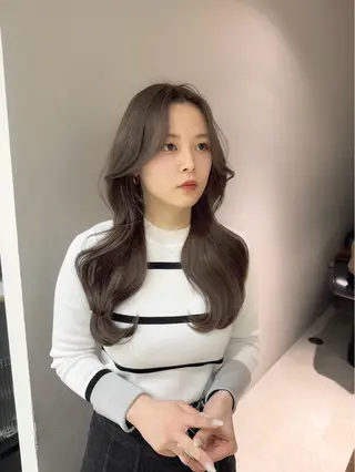 ロング AHNKISM所属・トレンド🌷 ボブ　パーマ🩰のヘアスタイル