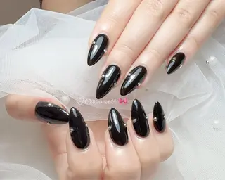 ネイル 〜Shine Nail〜【サイナネイル】パラジェル／ 長さだし／持ち込み／ワンホン／フィルイン所属・shine 🎀 長さだし&デザインのネイルデザイン