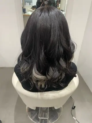 セミロング カラー ヘアアレンジ 🎨 SHIORI🥀のヘアスタイル