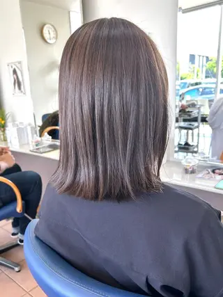 ミディアム カラー attrice 秋山梨紗のマツエク・マツパデザイン