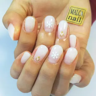 ミディアム カラー パーマ ヘアアレンジ ネイル キッズ マツエク・マツパ MALCAnail(マルカネイル)所属・荒木 莉奈のネイルデザイン