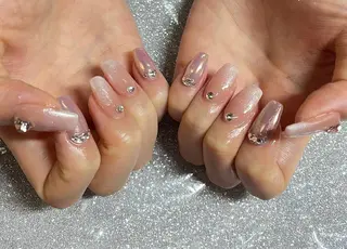 ネイル VIERU 🌈🎀💖のネイルデザイン