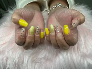 ネイル MionNail所属・安永 彩香のネイルデザイン