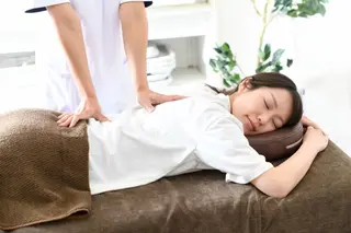 顔ツボ整顔セラピスト 三根百恵のエステ・リラクイメージ