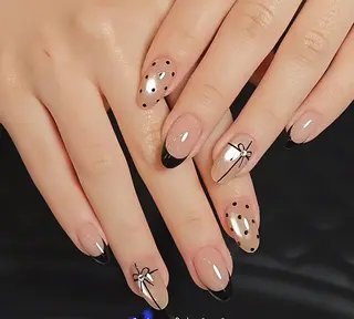 ネイル 🍑 momo_nailのネイルデザイン