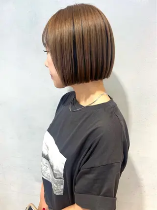 ショート カラー 地毛風ストレート ミニボブ🌷江梨🍎のヘアスタイル