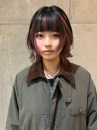 ショート レイヤーカット\ウル フ　chinatsuのヘアスタイル