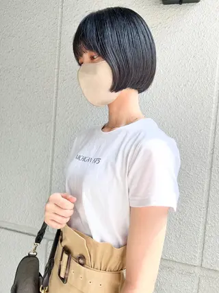 ショート カラーパティシエ facce🌼ikoのヘアスタイル
