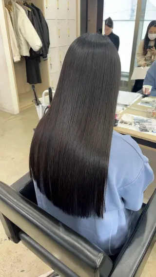 ロング カラー パーマ 🪽髪質改善ストレー ト🤍美羽🤍のヘアスタイル