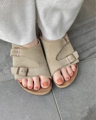 ネイル 𓂃toi. 儚げnuanceのネイルデザイン