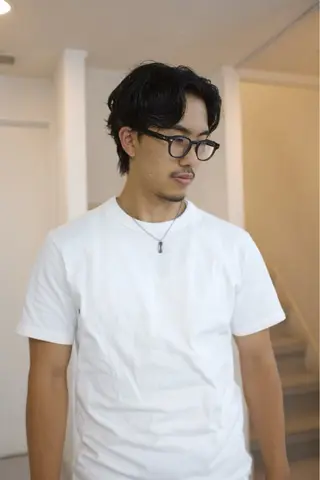 ショート パーマ ヘアアレンジ メンズ 🦠デザインカラー/ 魚瀬あおい🦠のヘアスタイル