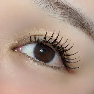 マツエク・マツパ U＆M  eyelashsalon所属・U＆M 高速長田のマツエク・マツパデザイン