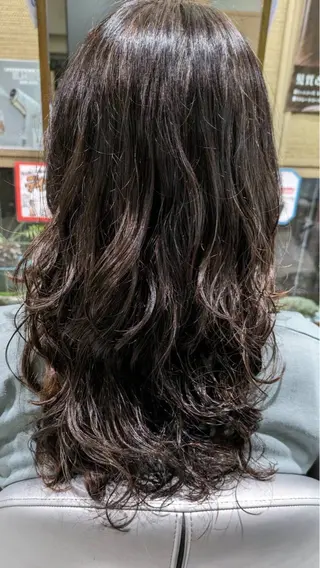 パーマ U-AMBOISE ユーアンボワーズのヘアスタイル
