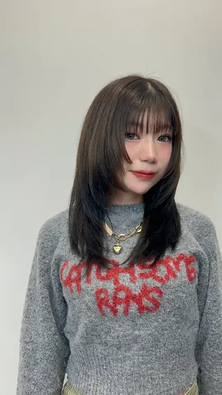 ミディアム sunc所属・梅田l大人韓国ヘア レイヤー×艶カラーのヘアスタイル