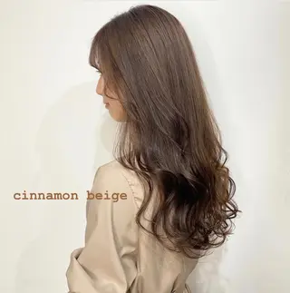 ロング 家里 圭子のヘアスタイル