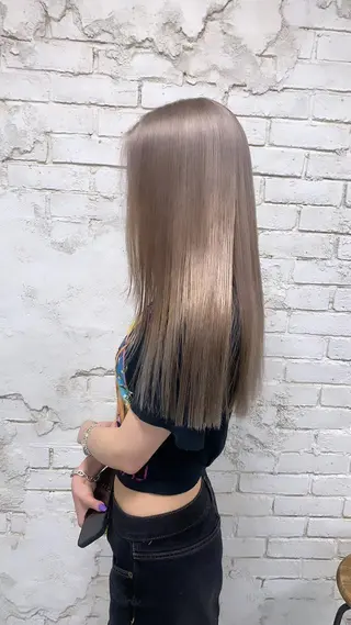 ロング L STUDIO心斎橋店所属・派手髪支持率No1 Eisukeのヘアスタイル