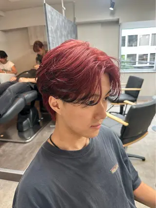 ミディアム カラー パーマ メンズ SALOWIN 原宿 iori所属・🌟原宿指名No.1 センターパート⭐️のヘアスタイル