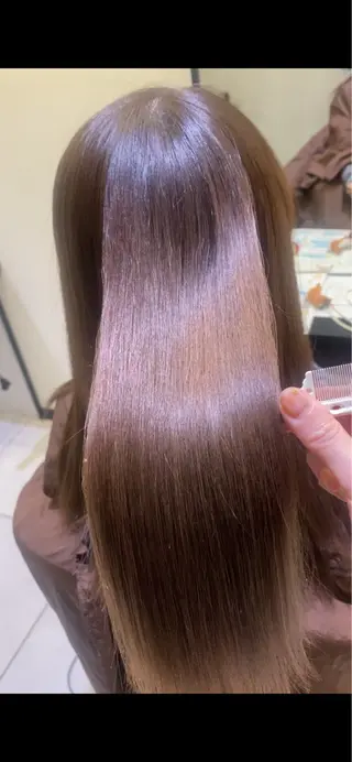 ロング カラー 渡邊 桃香のヘアスタイル