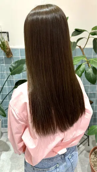 ロング 透明感/オリーブ /わがつまこうすけのヘアスタイル