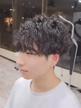 ショート メンズ パーマ 井上 栄治のヘアスタイル