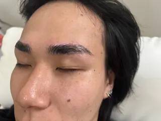 アイブロウ Akala miのエステ・リラクイメージ