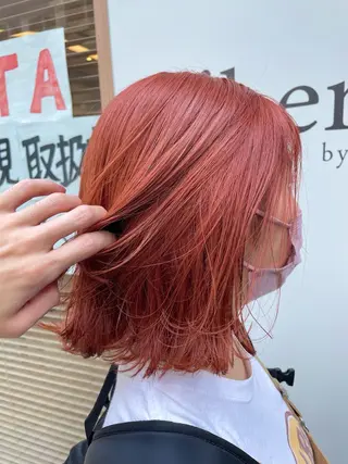 ミディアム SAEKI【ior 】北千住店ブリーチのヘアスタイル