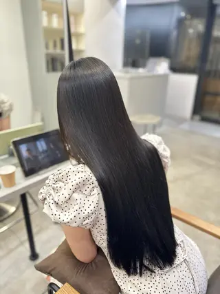 ロング パーマ ハイトーンカラー が絶対可愛い✨泰聖✨のヘアスタイル