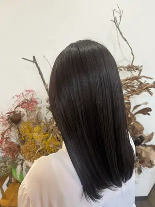 ロング ブリーチ×透明感カラ ー 大分 Keigoのヘアスタイル