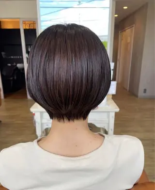 ショート 大島 瑞穂　ビズヘアーのマツエク・マツパデザイン