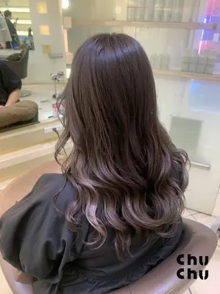 ロング 赤みオフの透明感職人 /ケア重視の美髪施術のヘアスタイル