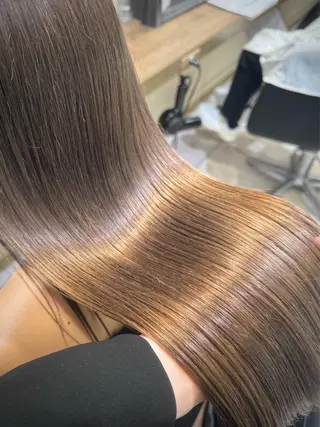 ロング カラー さら艶ストレート 🩶Suzuneのヘアスタイル