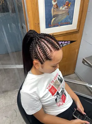 ロング ヘアアレンジ TNB TOKYO所属・エクステ/コーンロウ KURUMI⛓️🔥のヘアスタイル