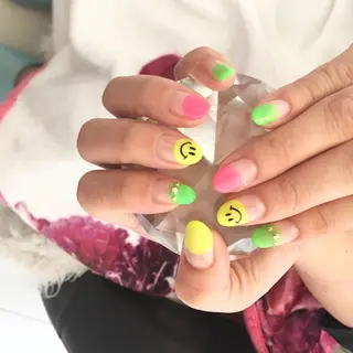 ネイル 近藤 美春のネイルデザイン